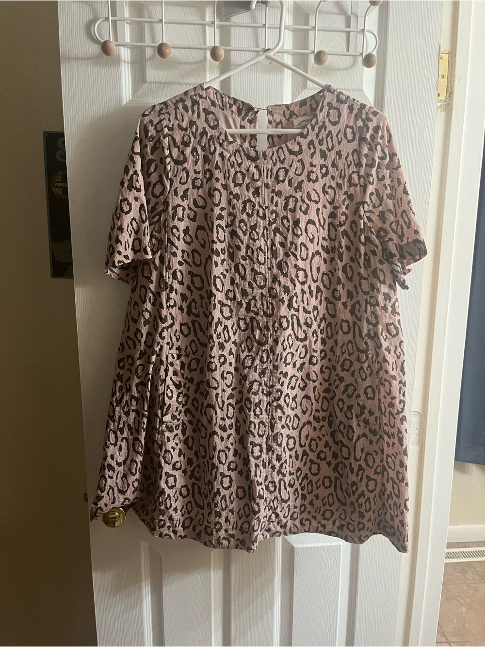 Women's Pink Leopard Print Short Sleeve Dress
